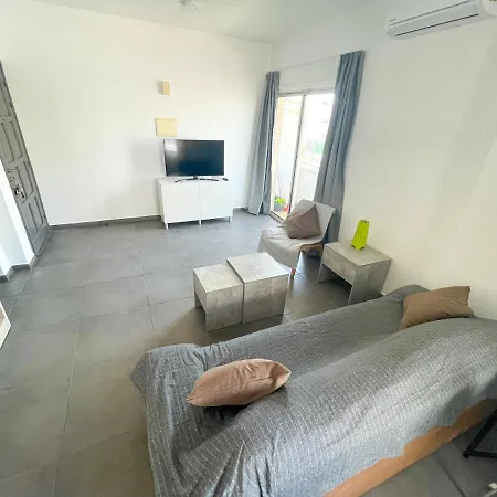 High Speed * Ларнака